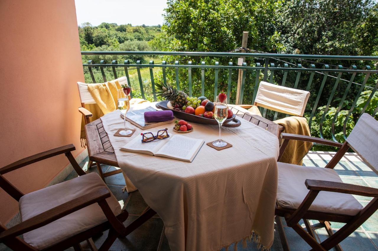 Villa Mareonda - Apartments Sussurro 罗维尼 外观 照片