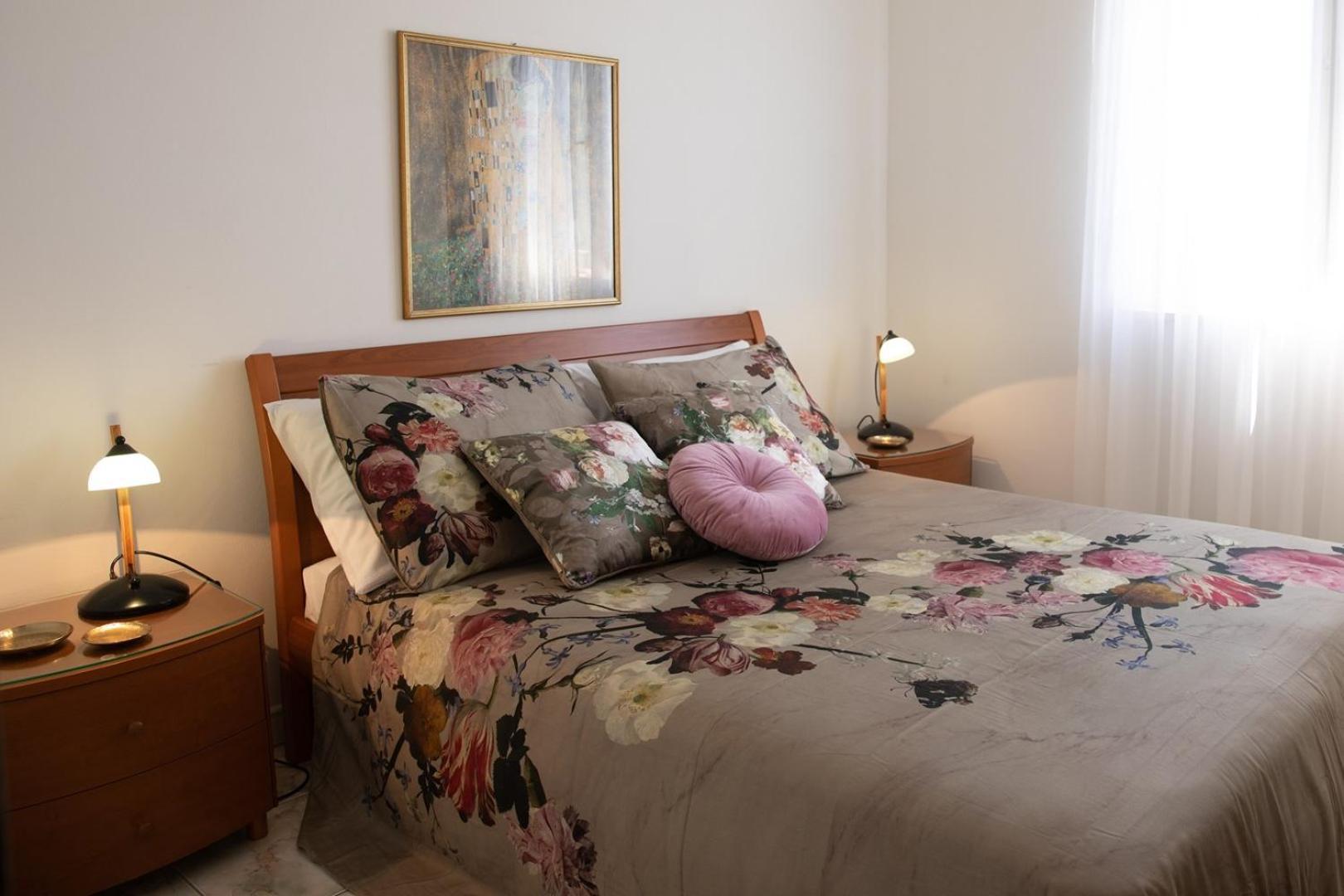 Villa Mareonda - Apartments Sussurro 罗维尼 外观 照片